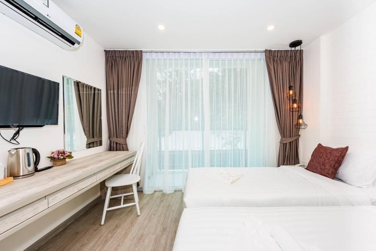 Lullabella Hotel Patong Exterior photo