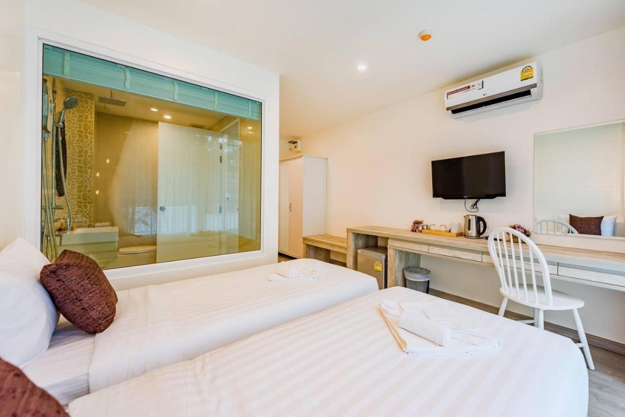 Lullabella Hotel Patong Exterior photo