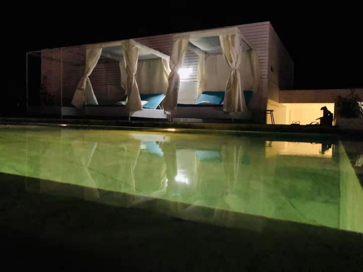 Lullabella Hotel Patong Exterior photo
